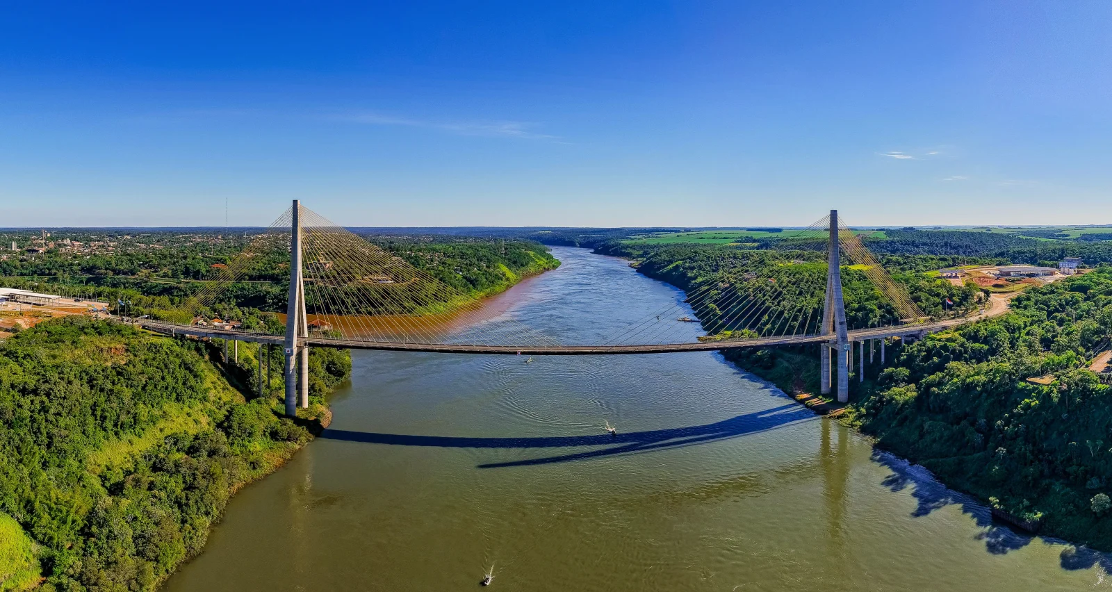 Ponte Bioceânica a apenas 21 metros de conectar Paraguai e Brasil